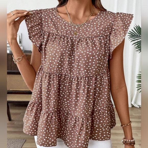 Tops - Round Neck Pleated Floral Print Vacation Shirt With Flare Sleeves